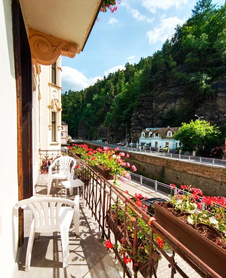 Hotel Labe Hřensko Extérieur photo