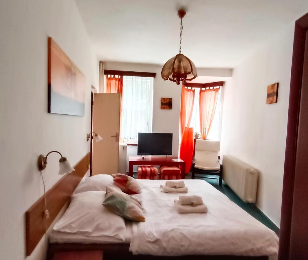 Hotel Labe Hřensko Extérieur photo